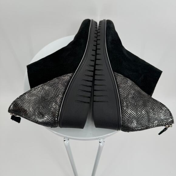 The Flexx Milky Way wedge ankle bootie 9.5 black silver metallic suede leather - Picture 5 of 10